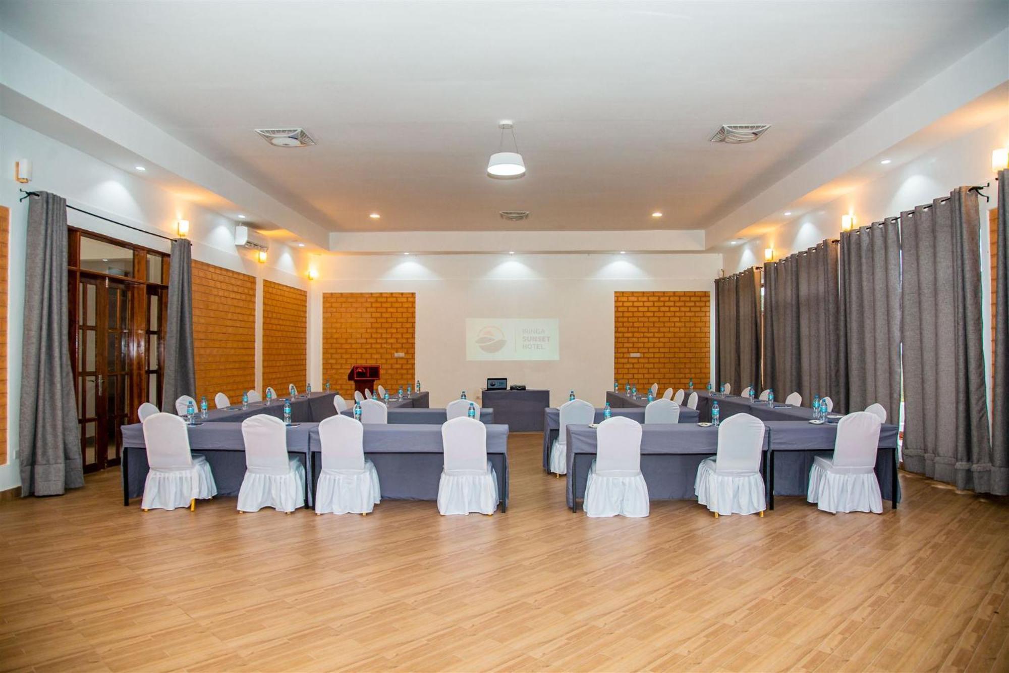 Iringa Sunset Hotel Екстериор снимка